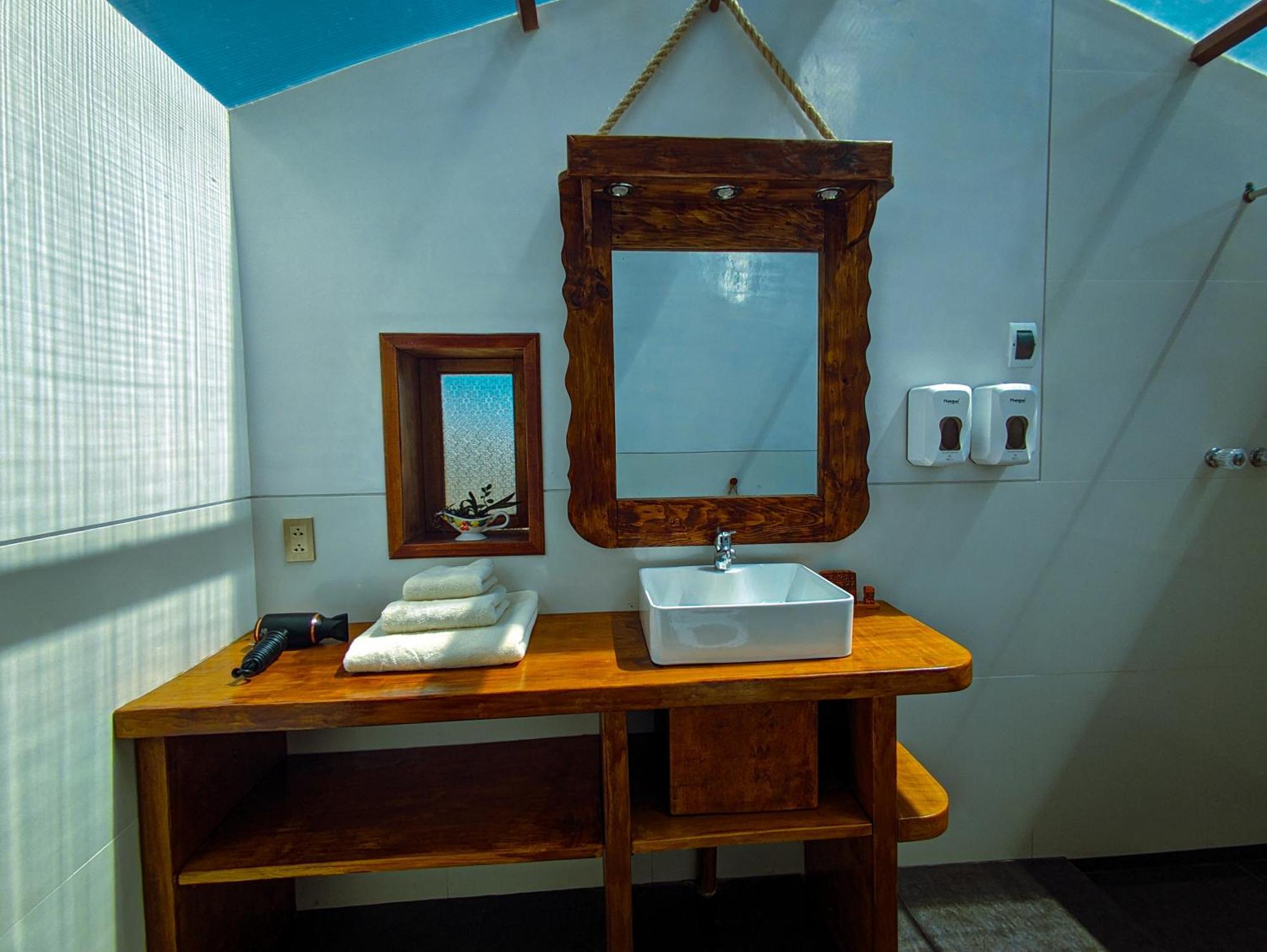 Ecolodge K'Arasirca Comunidad Yumani ภายนอก รูปภาพ